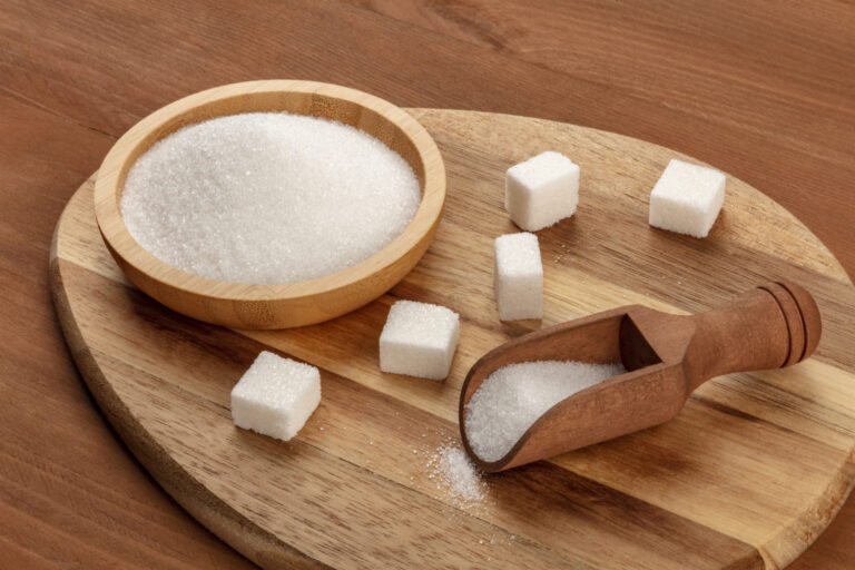 Je cukr vhodný pro nízko sacharidovou dietu? Cukr a umělá sladidla na Keto